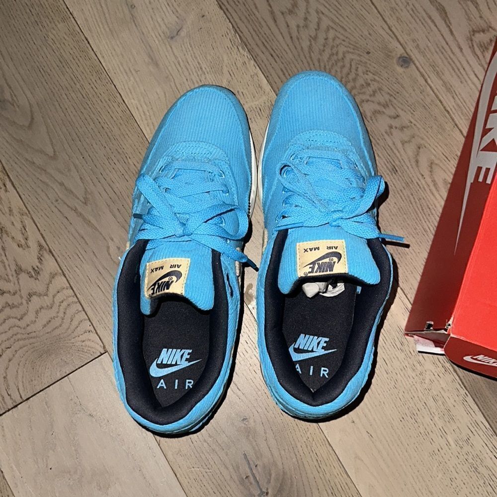 Nike Airmax 1 Premium Corduroy Baltic Blue/Gridiron/Sail/Sesame. Worn once. - Picture 12 of 16
